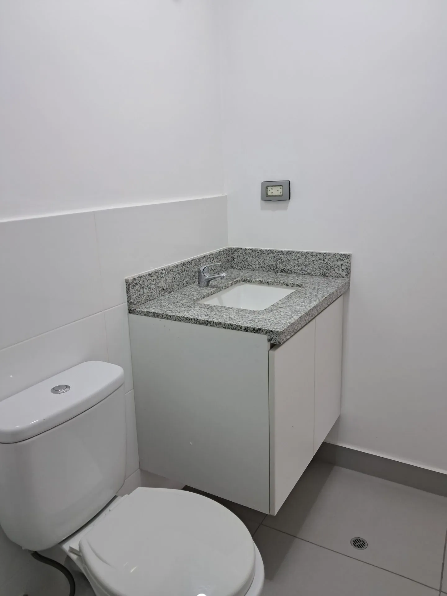 Depa de Estreno en Av. Arenales Cdra. 6 | 3 Dorm, 2 Baños, 2 Balcones + Estacionamiento (Piso 8) — foto 14