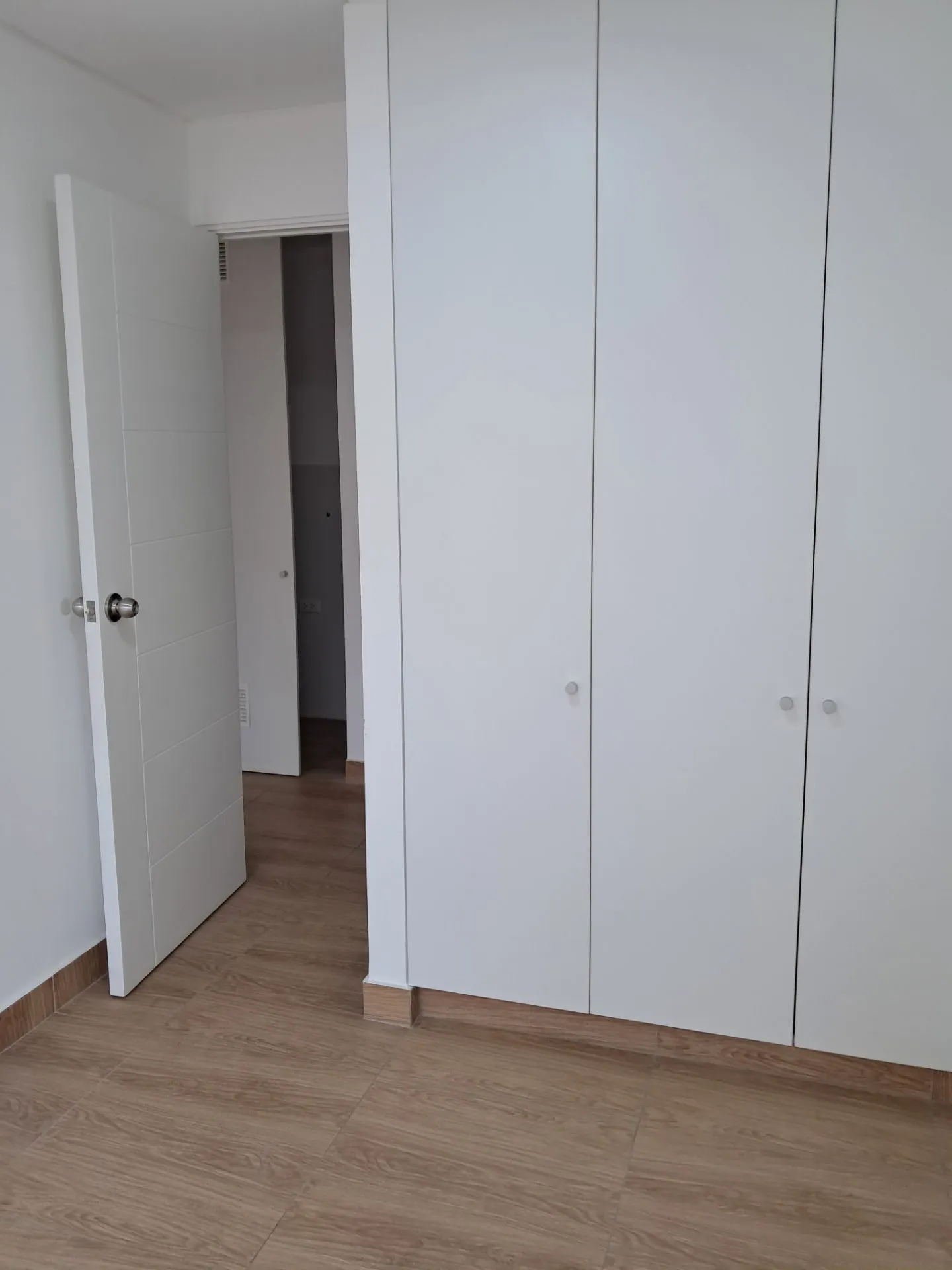 Depa de Estreno en Av. Arenales Cdra. 6 | 3 Dorm, 2 Baños, 2 Balcones + Estacionamiento (Piso 8) — foto 10
