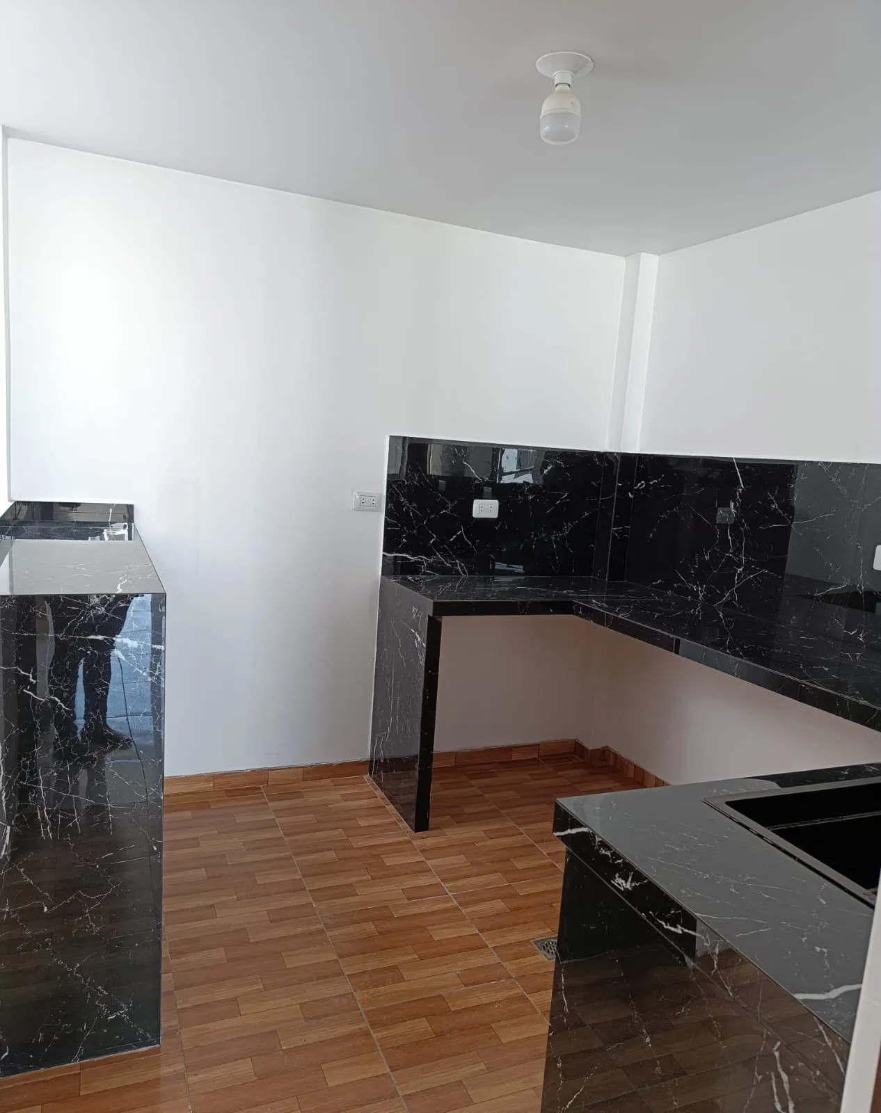 CASA CON PISCINA EN VENTA – LAS ACACIAS, JUNTO A HACIENDA MACACONA! Terminada de construir el 2026, cuenta con 5 HABITACIONES | 2 BAÑOS | 2 SALA DE STAR | 2 PISOS | PISCINA | COCHERA | - 9