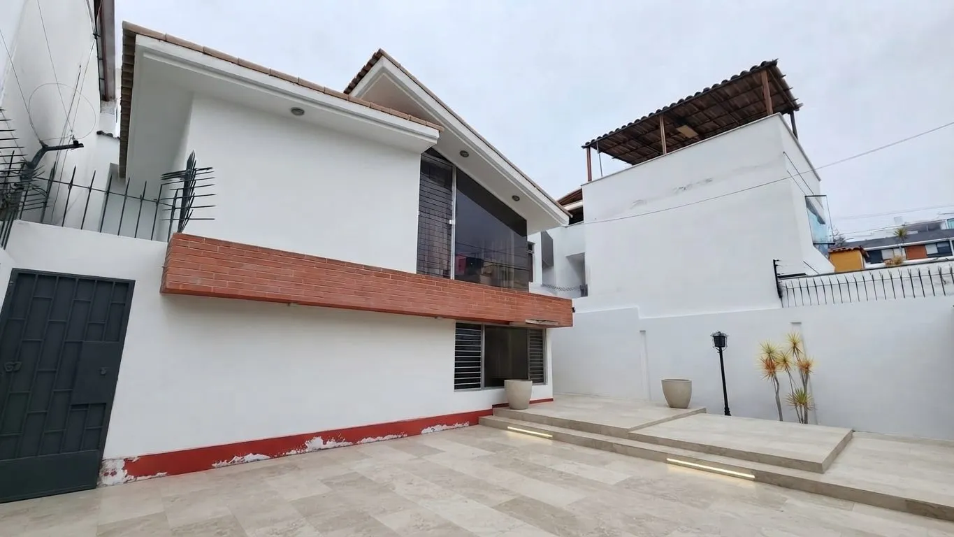 REMATO CASA SAN BORJA 300 mt2 2 PISOS - 3