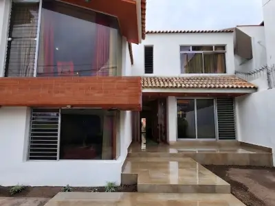 REMATO CASA SAN BORJA 300 mt2 2 PISOS