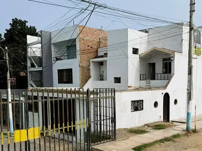 Casa a Precio de Terreno, La Perla