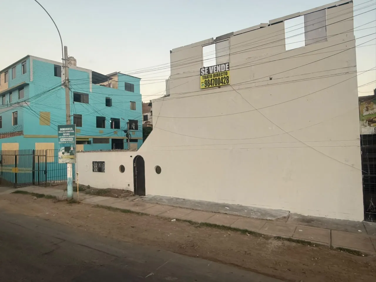 Casa a Precio de Terreno, La Perla - 5