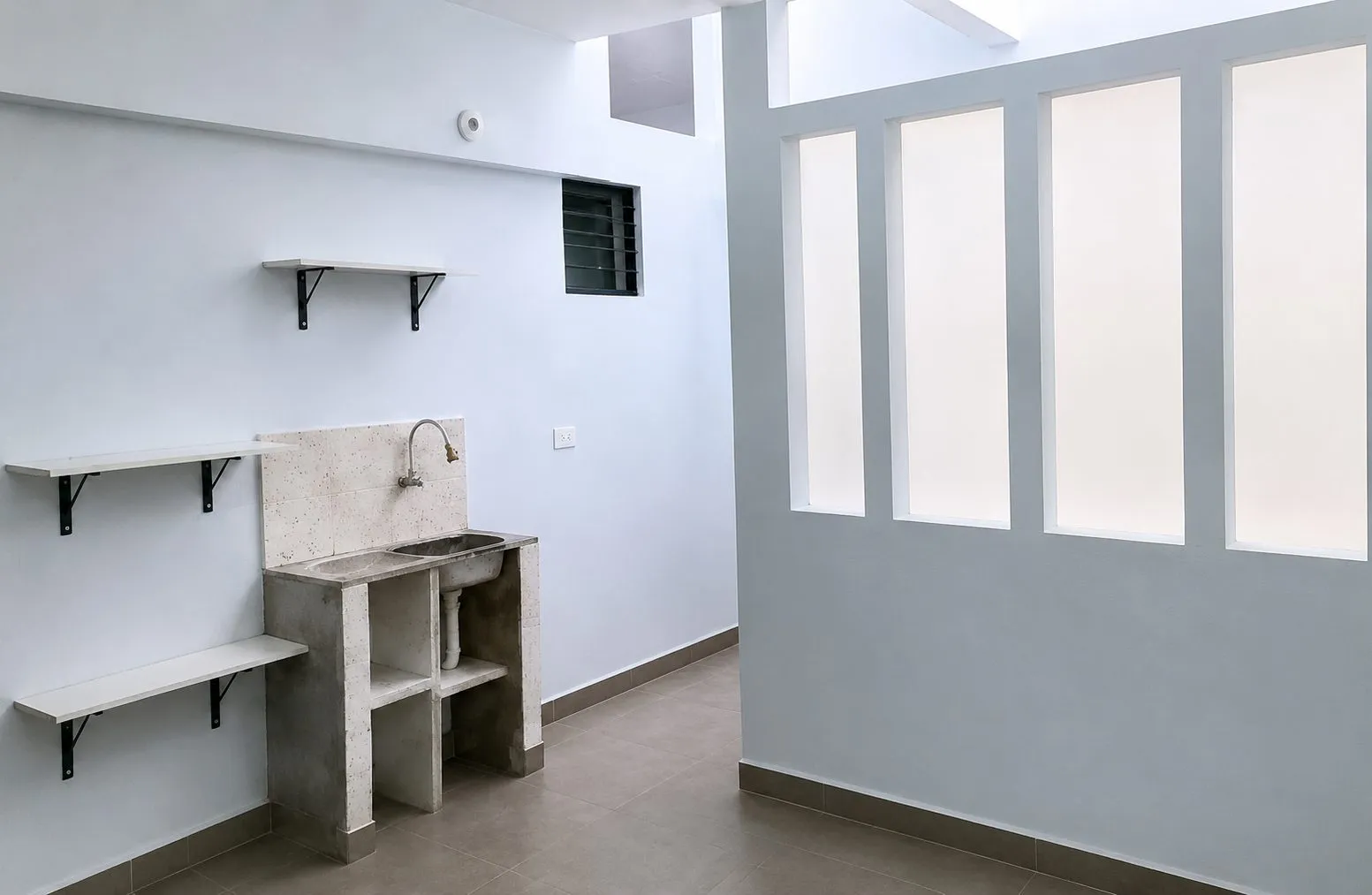 SE ALQUILA HABITACIÓN EN SAN MIGUEL - 3