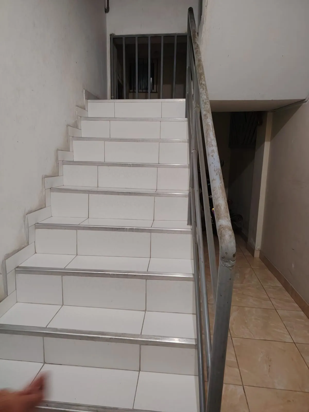 VENDO CASA DE 3 PISOS DE 3 DPTOS + 8 DORM/BAÑO ATENCION INVERSIONISTA SUBTANJALLA ICA - 11