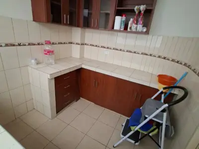 VENDO DPTO. 4 DORM. EN 2 PISO VISTA A LA CALLE URB. VILLA SOL LOS OLIVOS