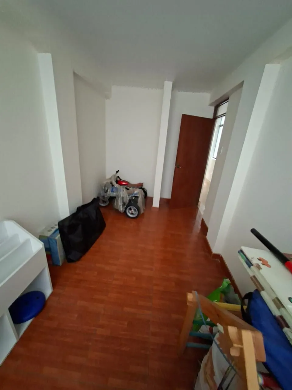 VENDO DPTO. 4 DORM. EN 2 PISO VISTA A LA CALLE URB. VILLA SOL LOS OLIVOS - 4