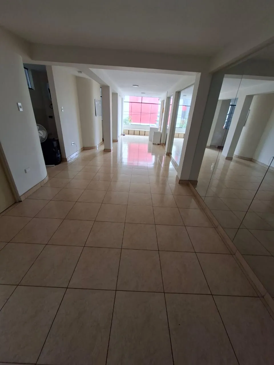 VENDO DPTO. 4 DORM. EN 2 PISO VISTA A LA CALLE URB. VILLA SOL LOS OLIVOS - 7