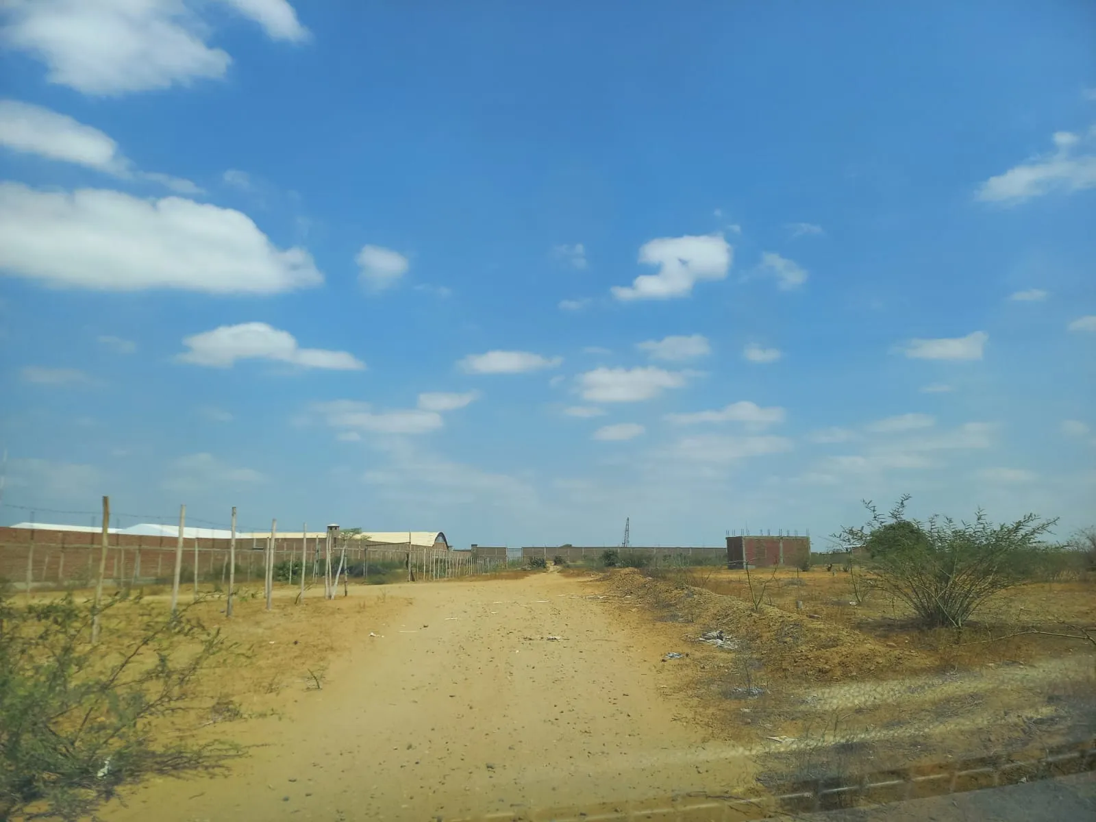 Vendo Terreno 360 m² en ADUS Sullana – 18 m de frente salida directa a la Panamericana - 2