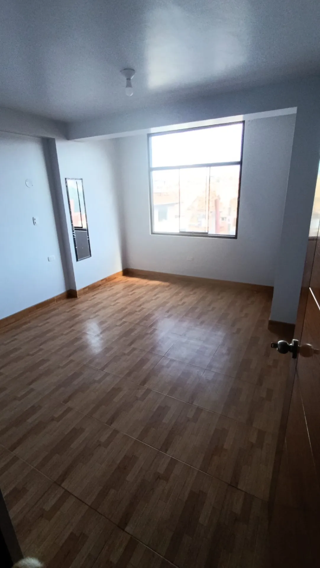 Casa 3 niveles | 280 m² construidos | 176 m² terreno | Ticapata, San Sebastián, Cusco | US$ 185,000 - 8