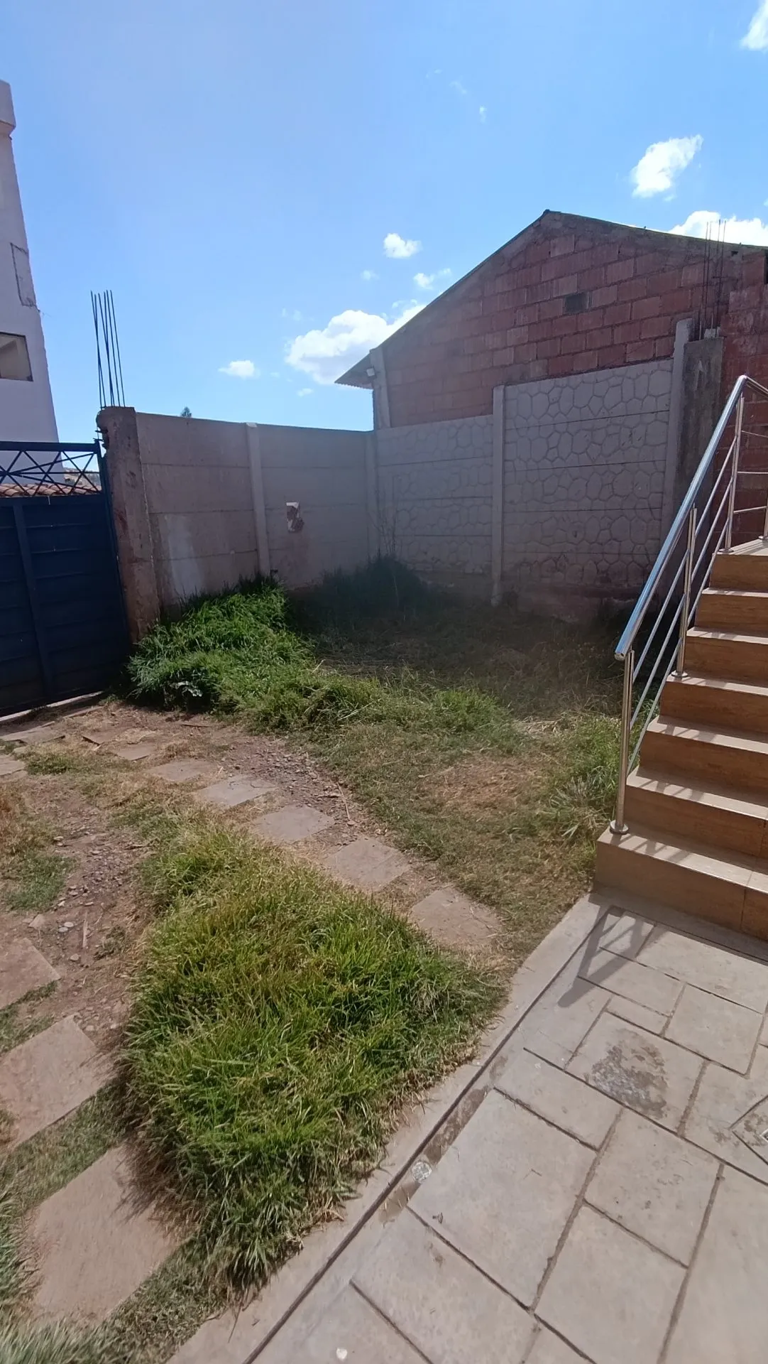 Casa 3 niveles | 280 m² construidos | 176 m² terreno | Ticapata, San Sebastián, Cusco | US$ 185,000 - 17