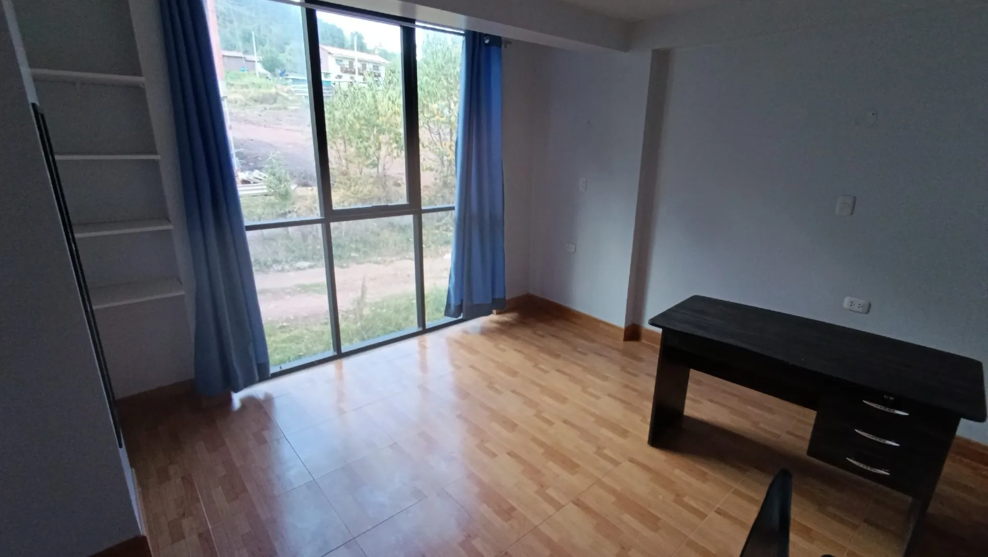 Casa 3 niveles | 280 m² construidos | 176 m² terreno | Ticapata, San Sebastián, Cusco | US$ 185,000 - 6