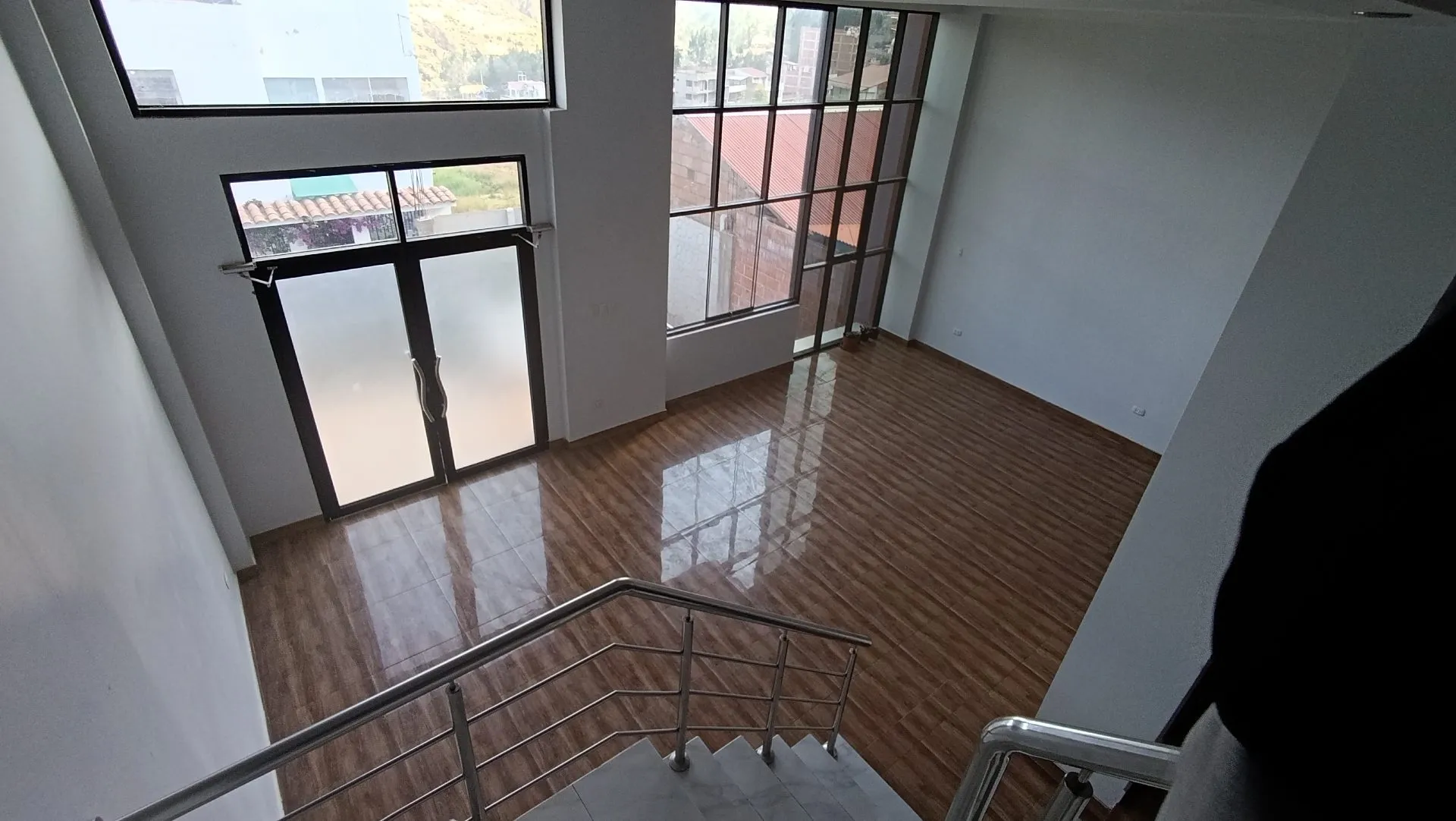 Casa 3 niveles | 280 m² construidos | 176 m² terreno | Ticapata, San Sebastián, Cusco | US$ 185,000 - 4