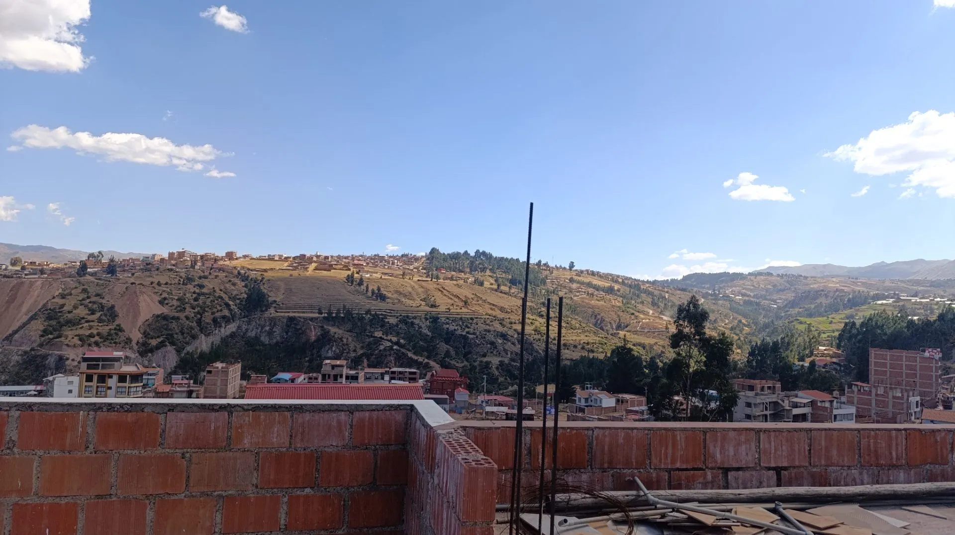 Casa 3 niveles | 280 m² construidos | 176 m² terreno | Ticapata, San Sebastián, Cusco | US$ 185,000 - 19