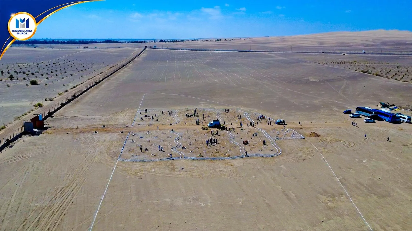 SE VENDE LOTES EN URB . PARQUE DE PARACAS - 5