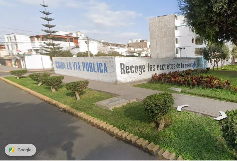 TERRENO EN VENTA – SANTIAGO DE SURCO EXCELENTE UBICACIÓN | ESQUINA | FRENTE A PARQUE | 3 FRENTES - 5