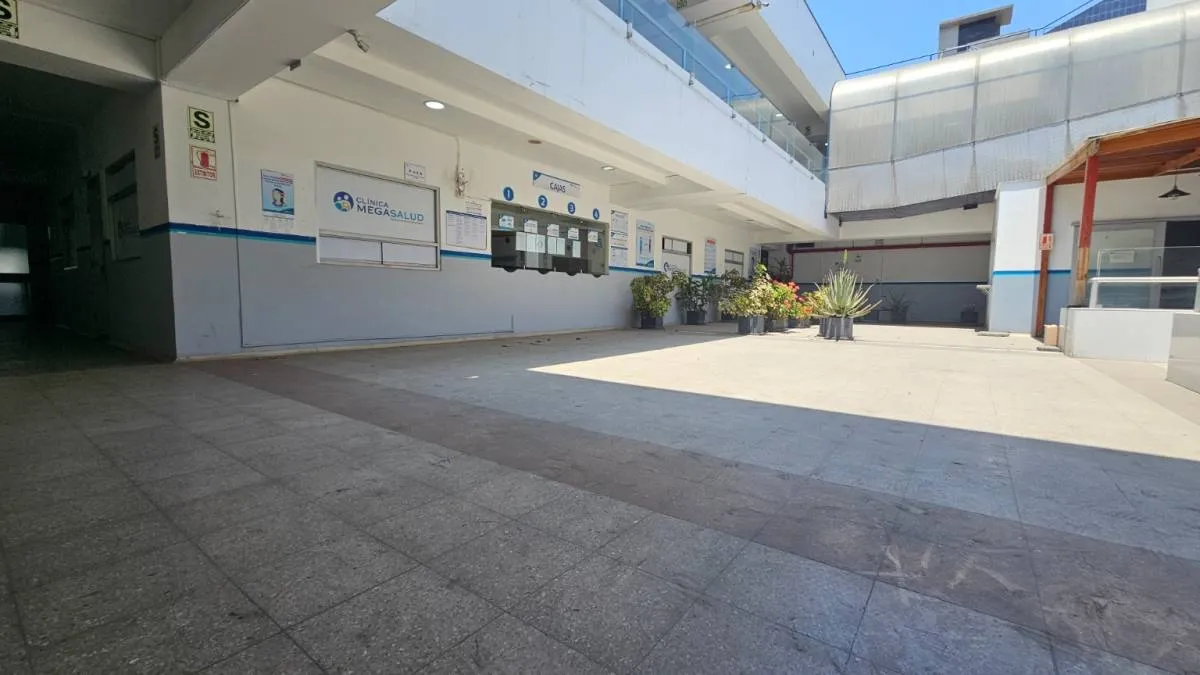 LOCAL EN EMANCIPACION LIMA - GRAN FORMATO AV. EMANCIPACION - 9