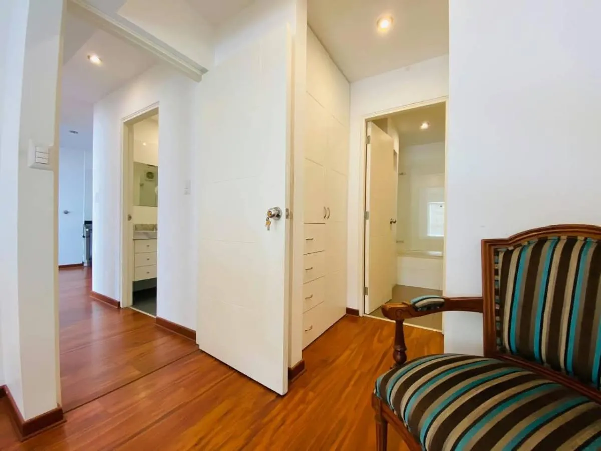 HERMOSO DUPLEX . EN VENTA MIRAFLORES - CALLE GRAU - 13