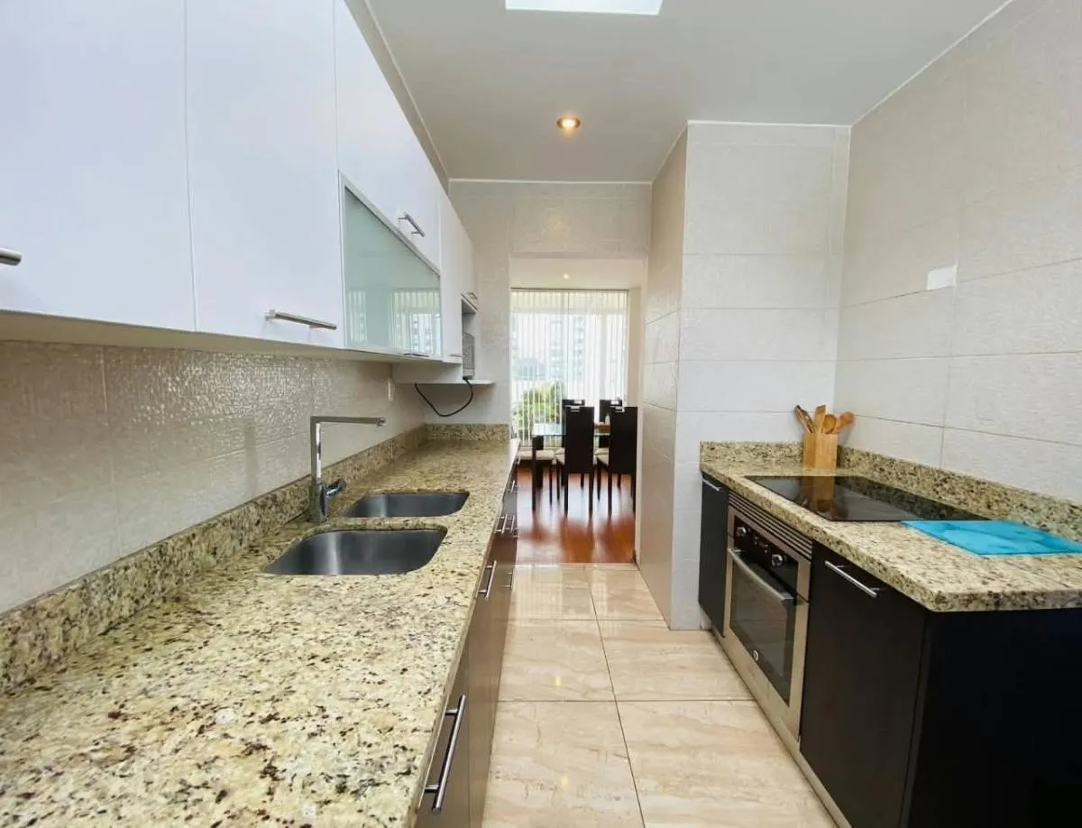 HERMOSO DUPLEX . EN VENTA MIRAFLORES - CALLE GRAU - 4