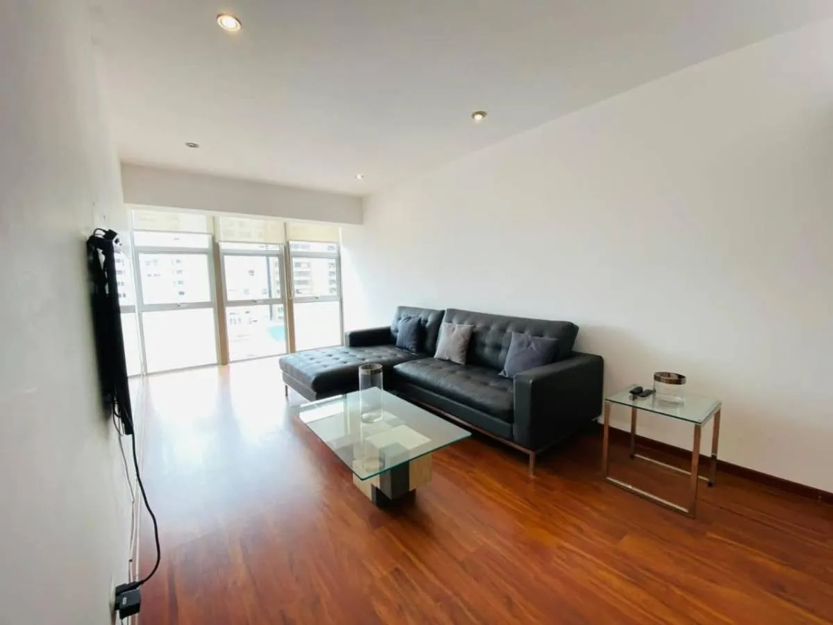 HERMOSO DUPLEX . EN VENTA MIRAFLORES - CALLE GRAU - 3