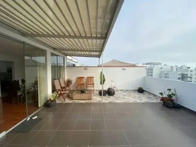 HERMOSO DUPLEX . EN VENTA MIRAFLORES - CALLE GRAU