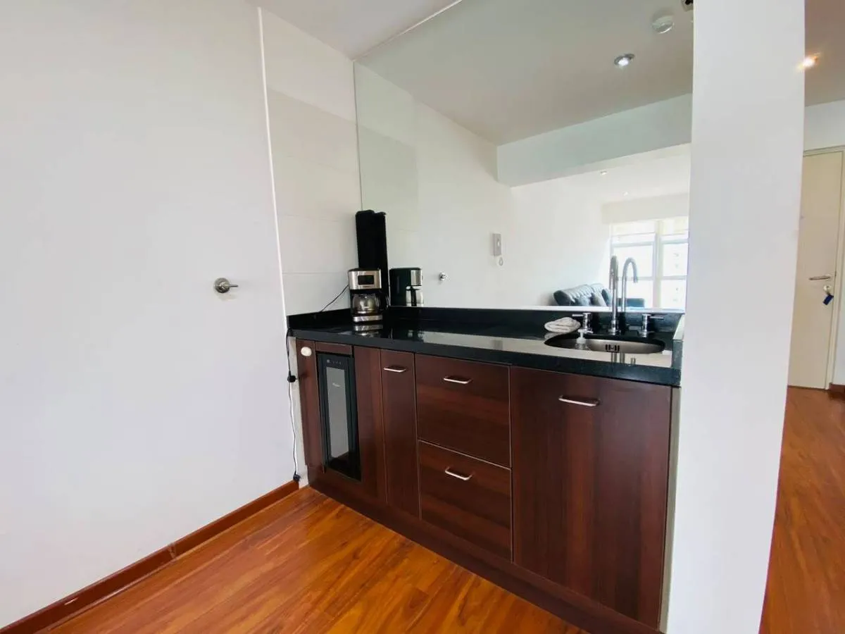 HERMOSO DUPLEX . EN VENTA MIRAFLORES - CALLE GRAU - 20