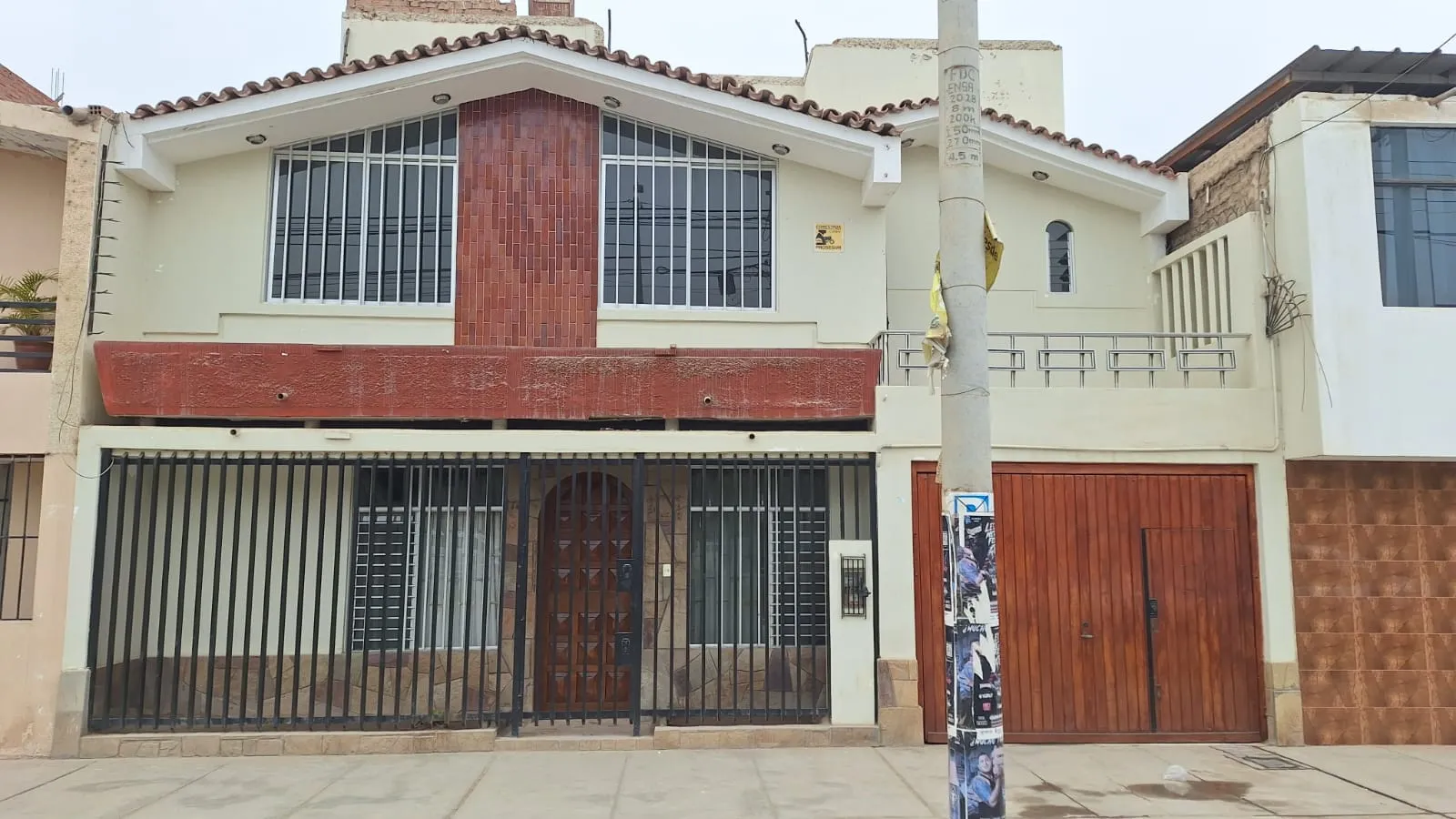 casa de 3 pisos con 5 habitaciones en chiclayo - 5