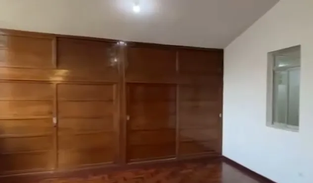 casa de 3 pisos con 5 habitaciones en chiclayo - 10
