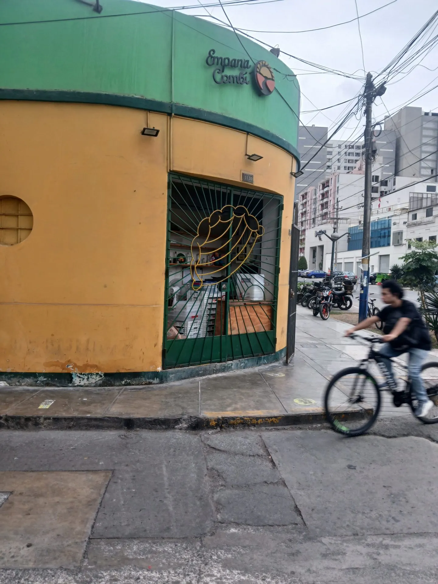 Local Comercial - Av. Bolivia Cuadra 11 - 95 mt2 - 3