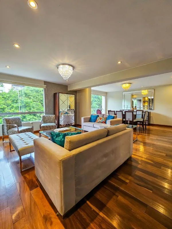 Departamento con Balcón en Venta en Surco — foto 12