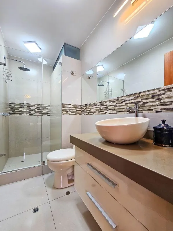 Departamento con Balcón en Venta en Surco — foto 3