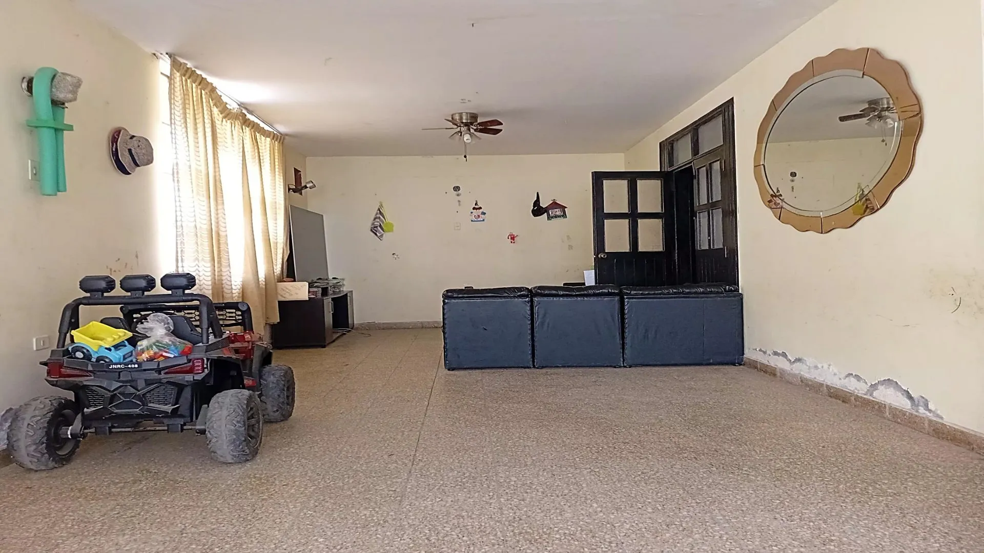 Se Vende casa de 2 pisos con cochera y azotea Urb. San Juan – Chiclayo - 3