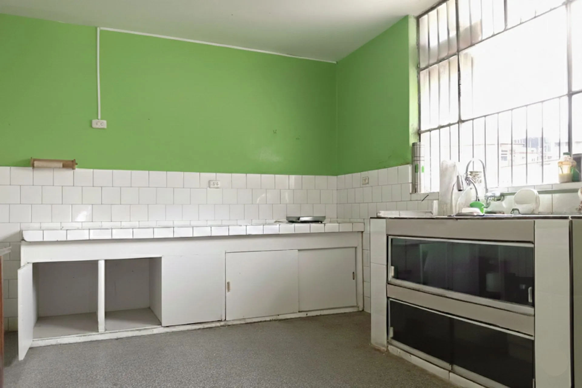 Se Vende casa de 2 pisos con cochera y azotea Urb. San Juan – Chiclayo - 10
