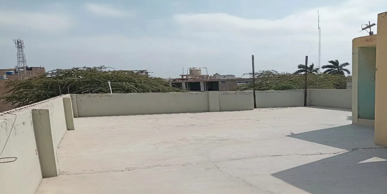 Se Vende casa de 2 pisos con cochera y azotea Urb. San Juan – Chiclayo - 8
