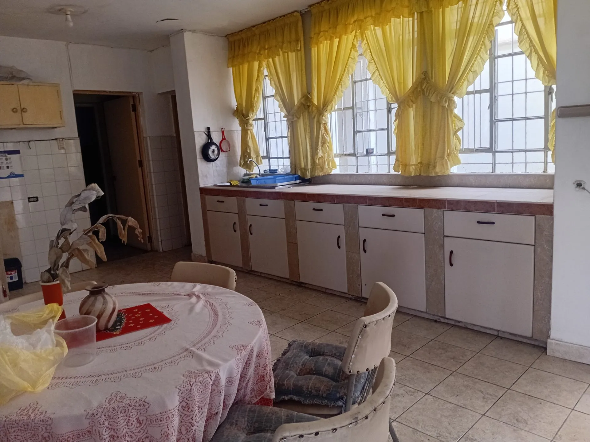SE VENDE CASA COMO TERRENO EN SAN ISIDRO - 6