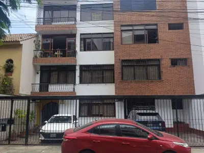 🏠 DEPARTAMENTO EN VENTA – La Castellana, Surco.