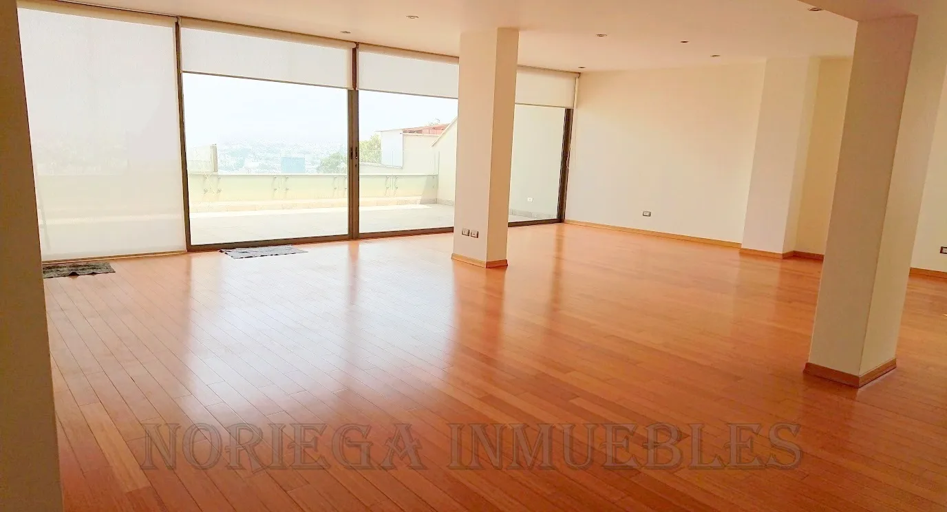 Casuarinas Duplex  455 m2 + 2 cocheras + Depósito. US$ 2,000.- — foto 2