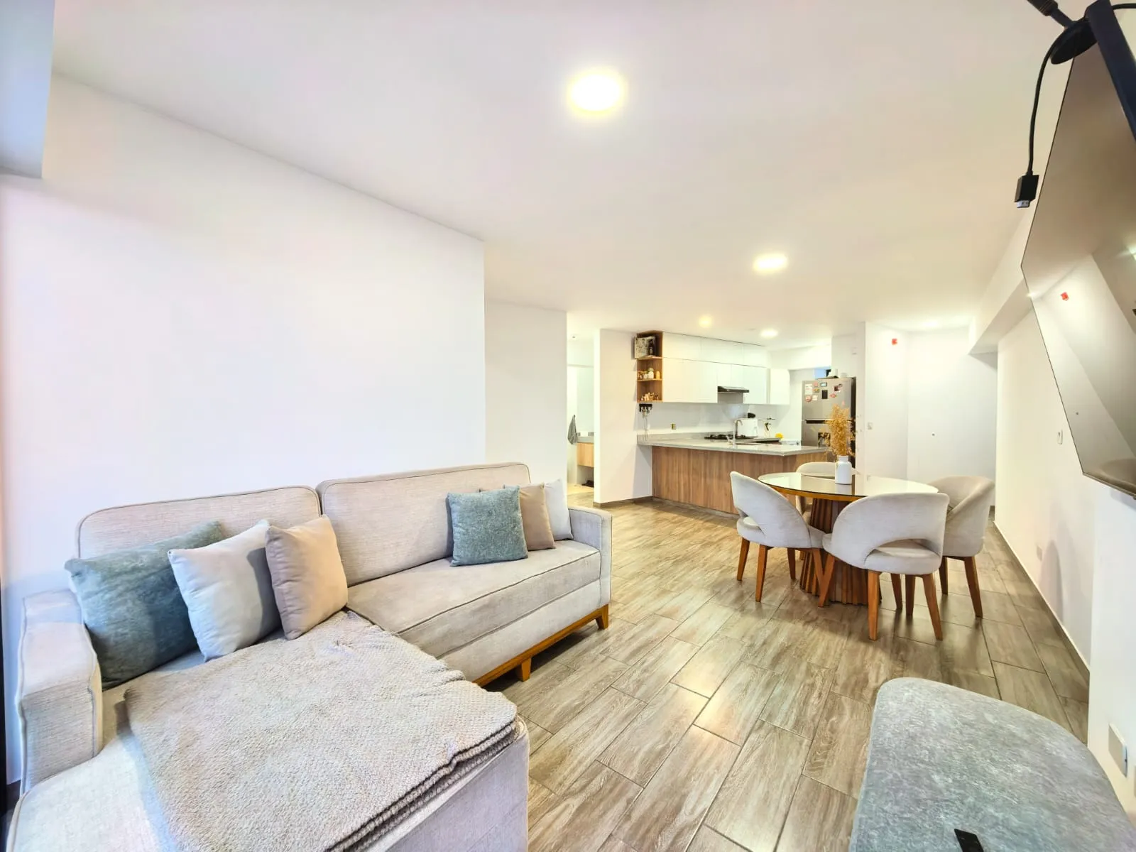 DEPARTAMENTO DE 3 DORMITORIOS CON VISTA PANORÁMICA – PUEBLO LIBRE — foto 7
