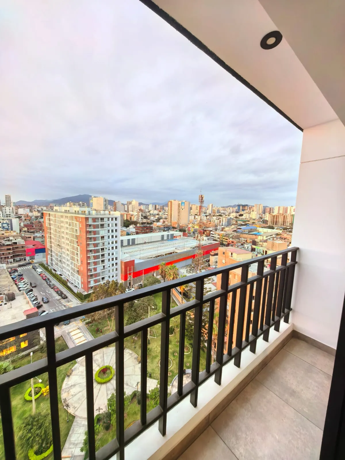 DEPARTAMENTO DE 3 DORMITORIOS CON VISTA PANORÁMICA – PUEBLO LIBRE — foto 11