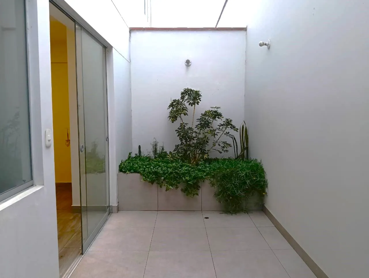 Venta Dpto. Estreno 3 Dorm. a Dos Cuadras del Malecón en San Bartolo - 11