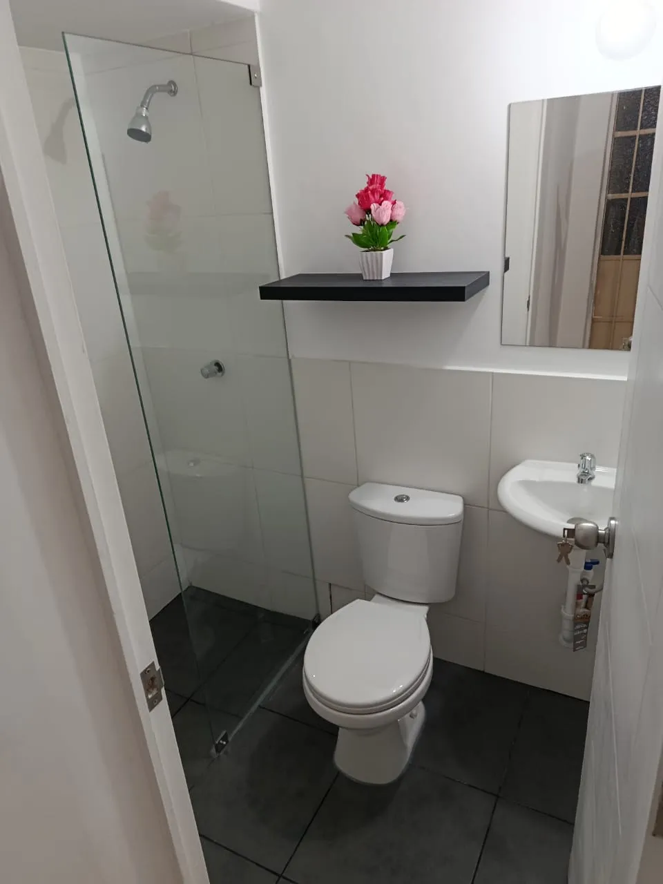 local comercial primer piso con puerta enrrollable a la calle — foto 7