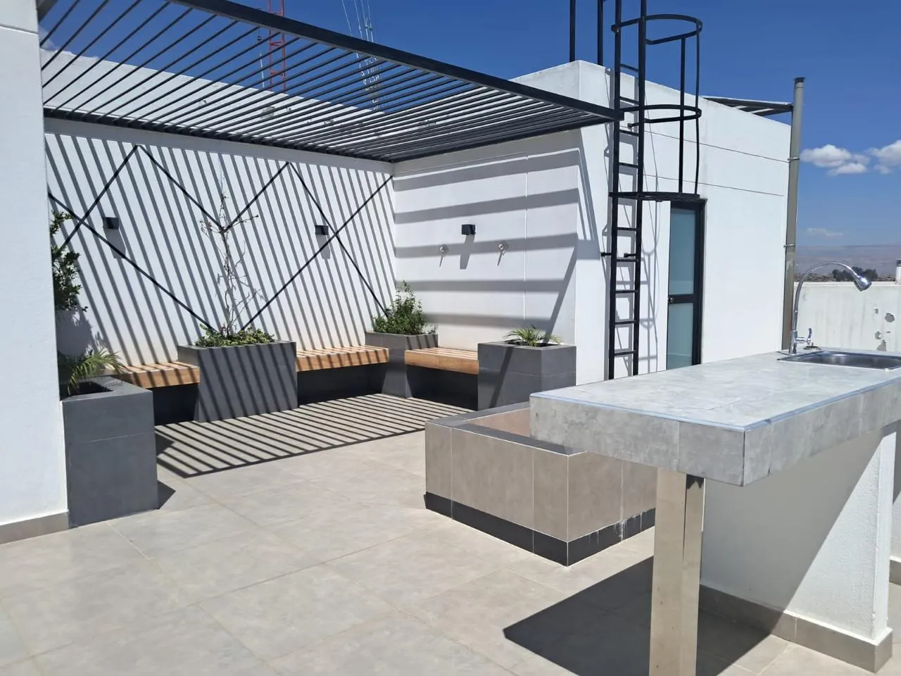 Se Vende Departamento de 3 Dormitorios + Cochera en Residencial NEO 18 San Carlos — foto 11