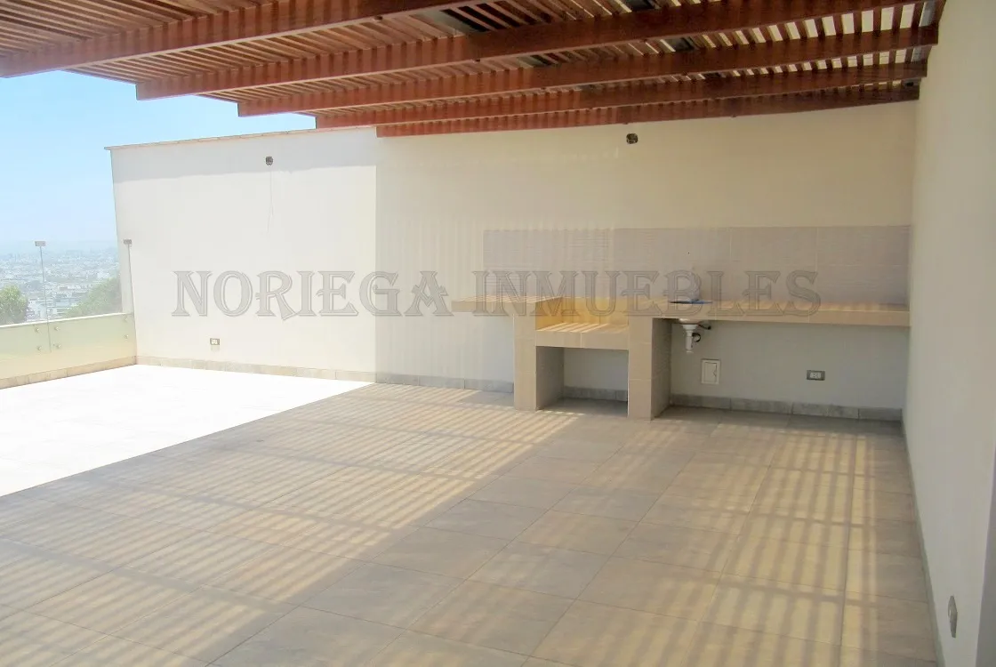 Duplex Casuarinas AO:423 m2, + 3 Cocheras + Depósito US$ 525,000.- - 18