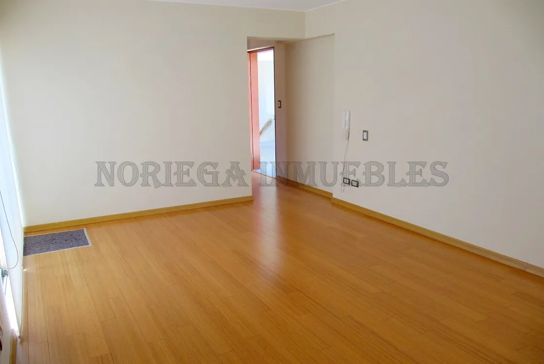 Duplex Casuarinas AO:423 m2, + 3 Cocheras + Depósito US$ 525,000.- - 14