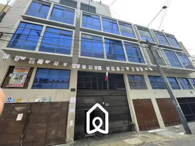 LOCAL COMERCIAL EN VENTA EN EL CENTRO DE LIMA