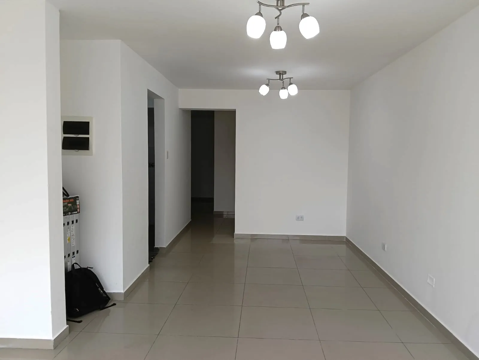 Departamento en Venta en Surquillo límite con Miraflores - 2