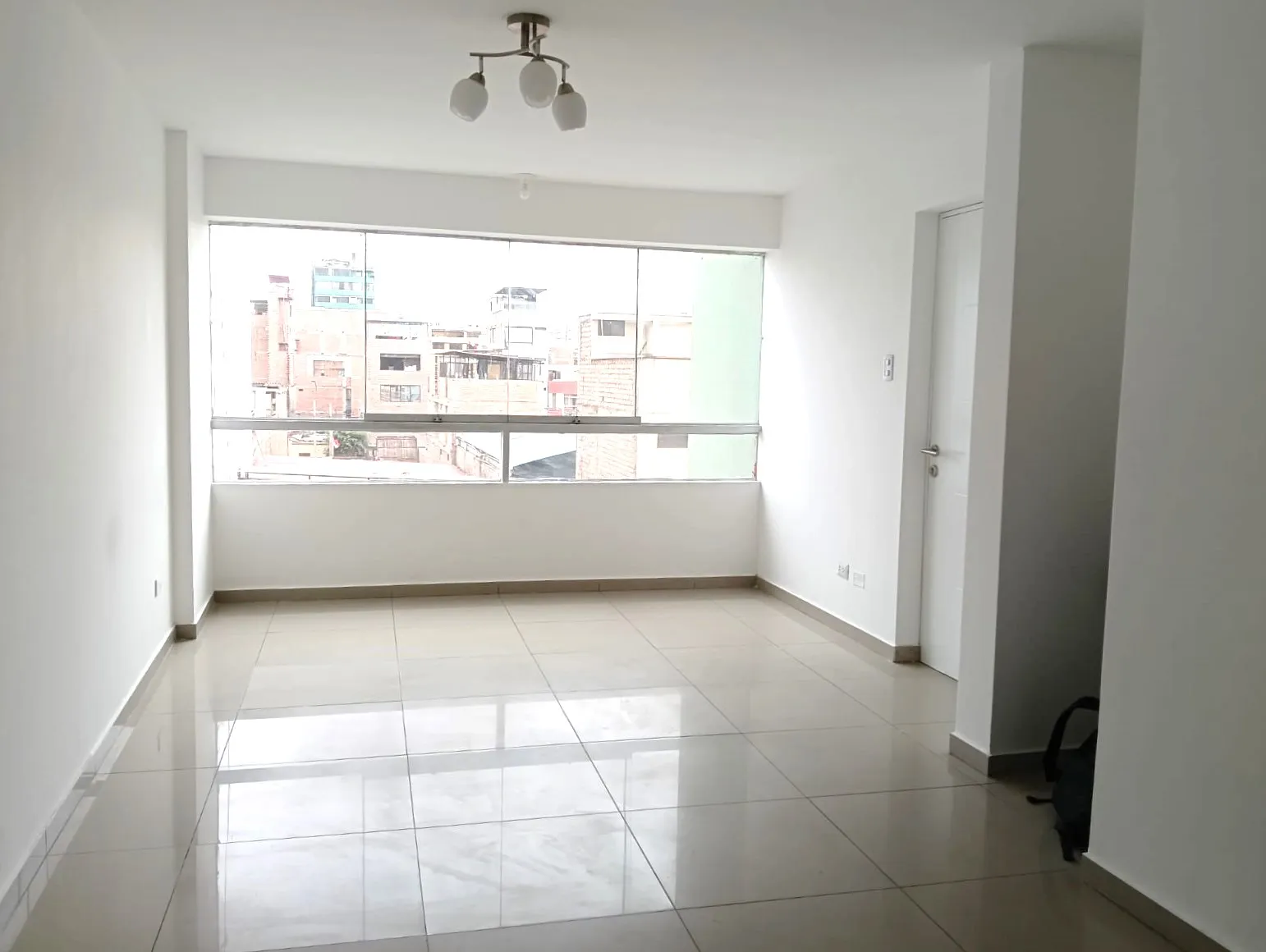 Departamento en Venta en Surquillo límite con Miraflores - 1