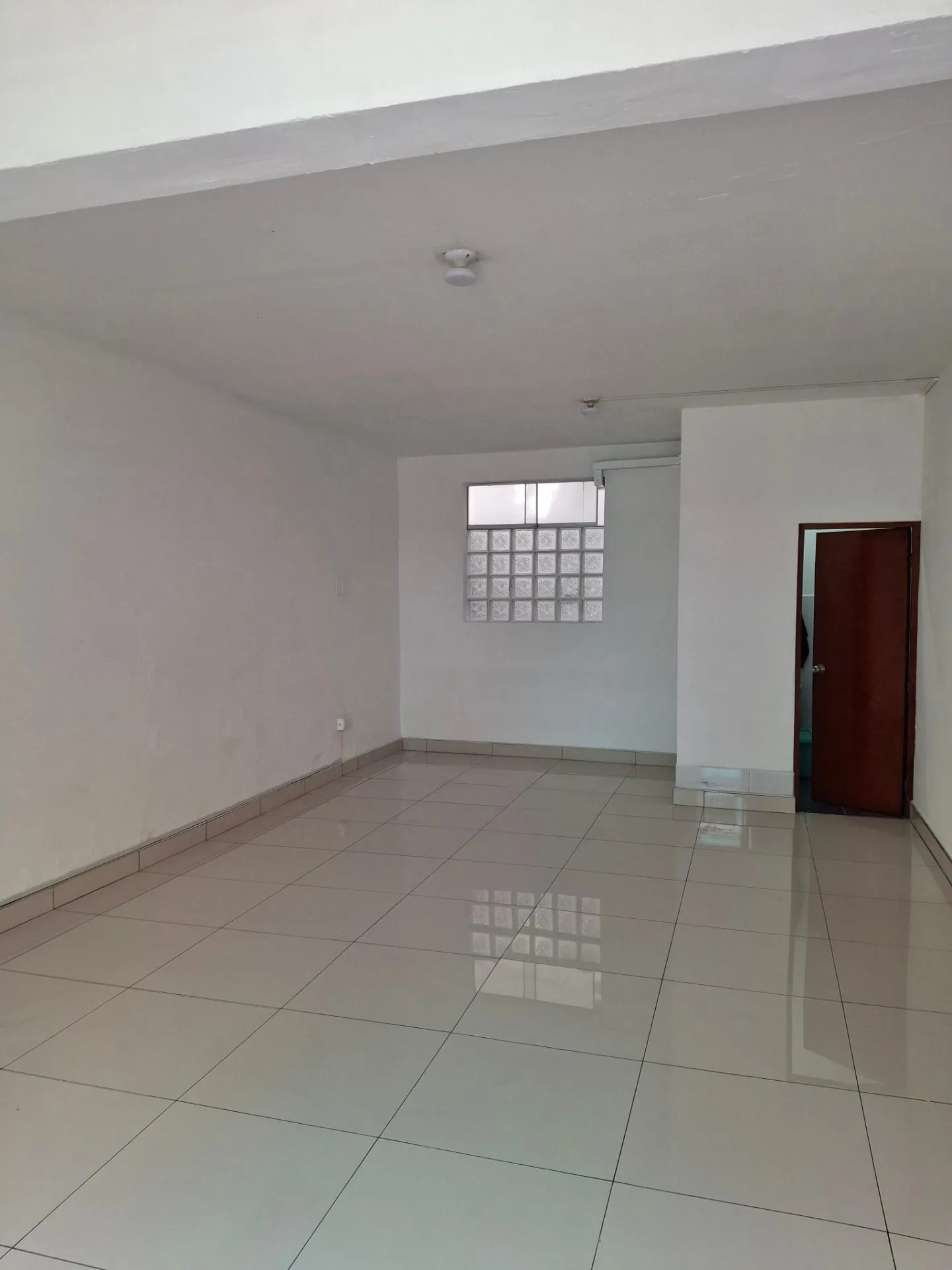 Alquilo Local Comercial 40 m2 en San Hilarion - SJL — foto 4
