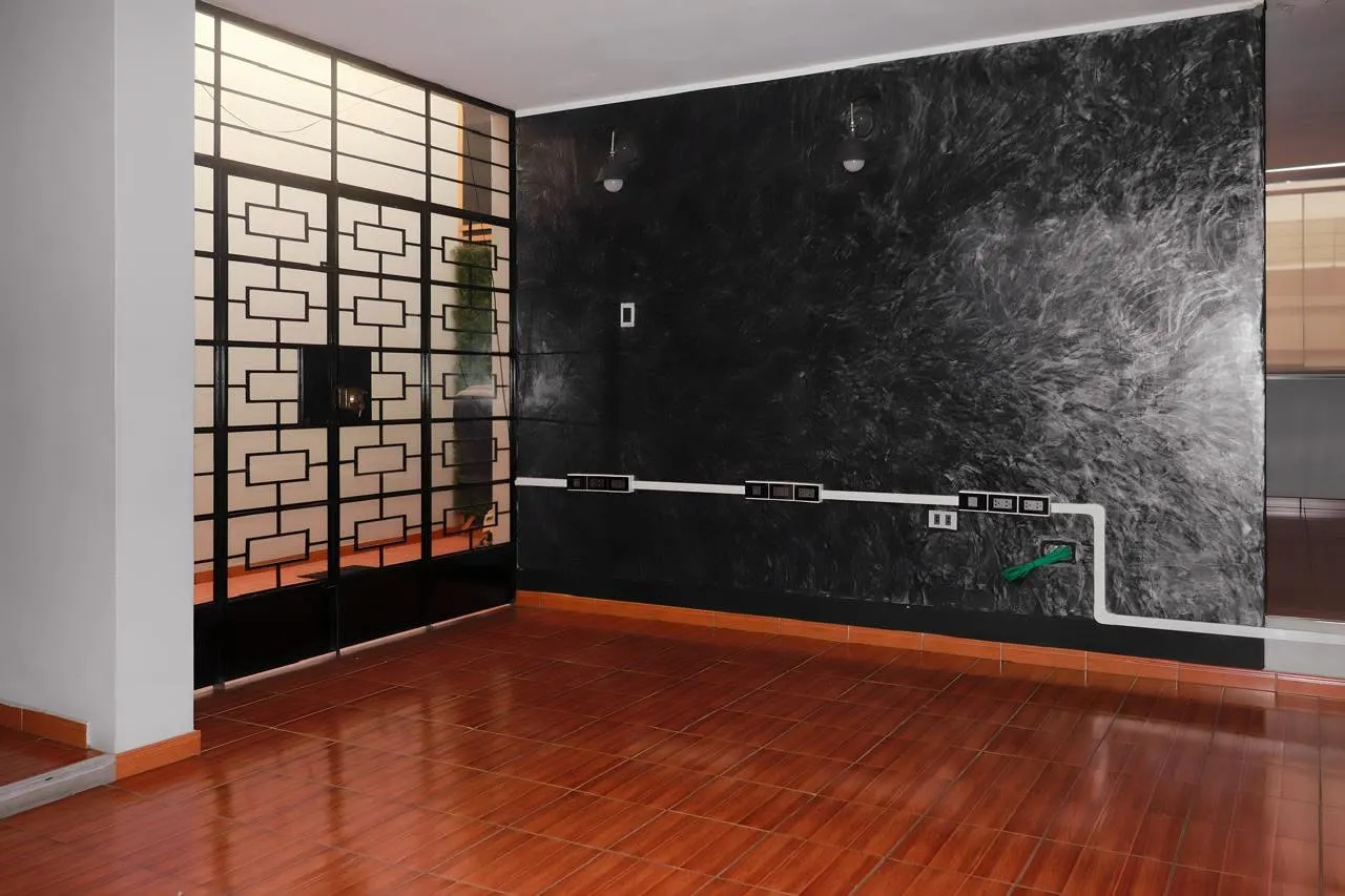 CASA REMODELADA EN Urb. PREVI, LOS OLIVOS-LIMA - 19
