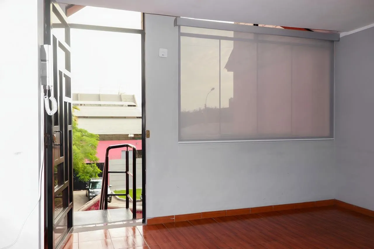 CASA REMODELADA EN Urb. PREVI, LOS OLIVOS-LIMA - 17